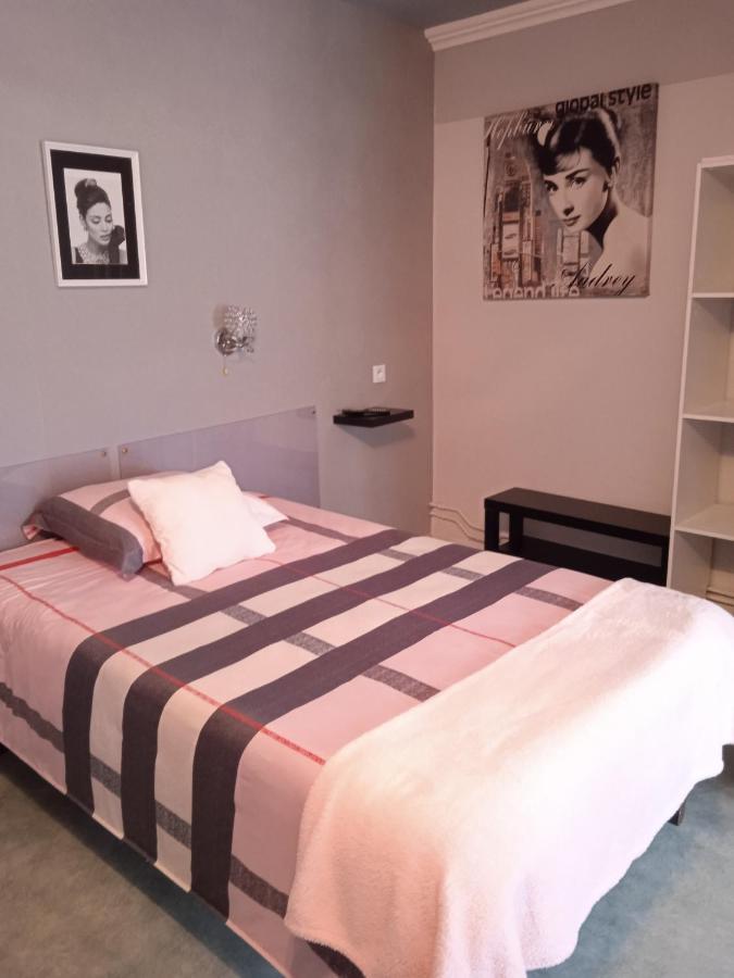 Hotel Sainte Therese Лурд Экстерьер фото